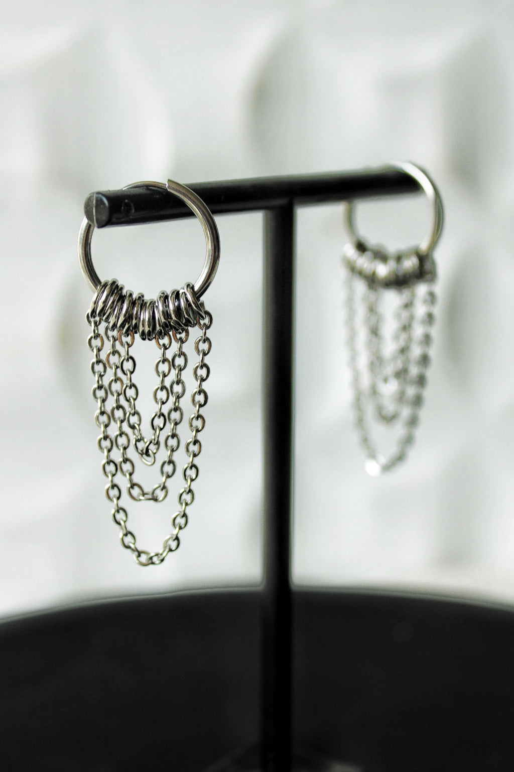 Anneaux d'oreilles « Unchained »