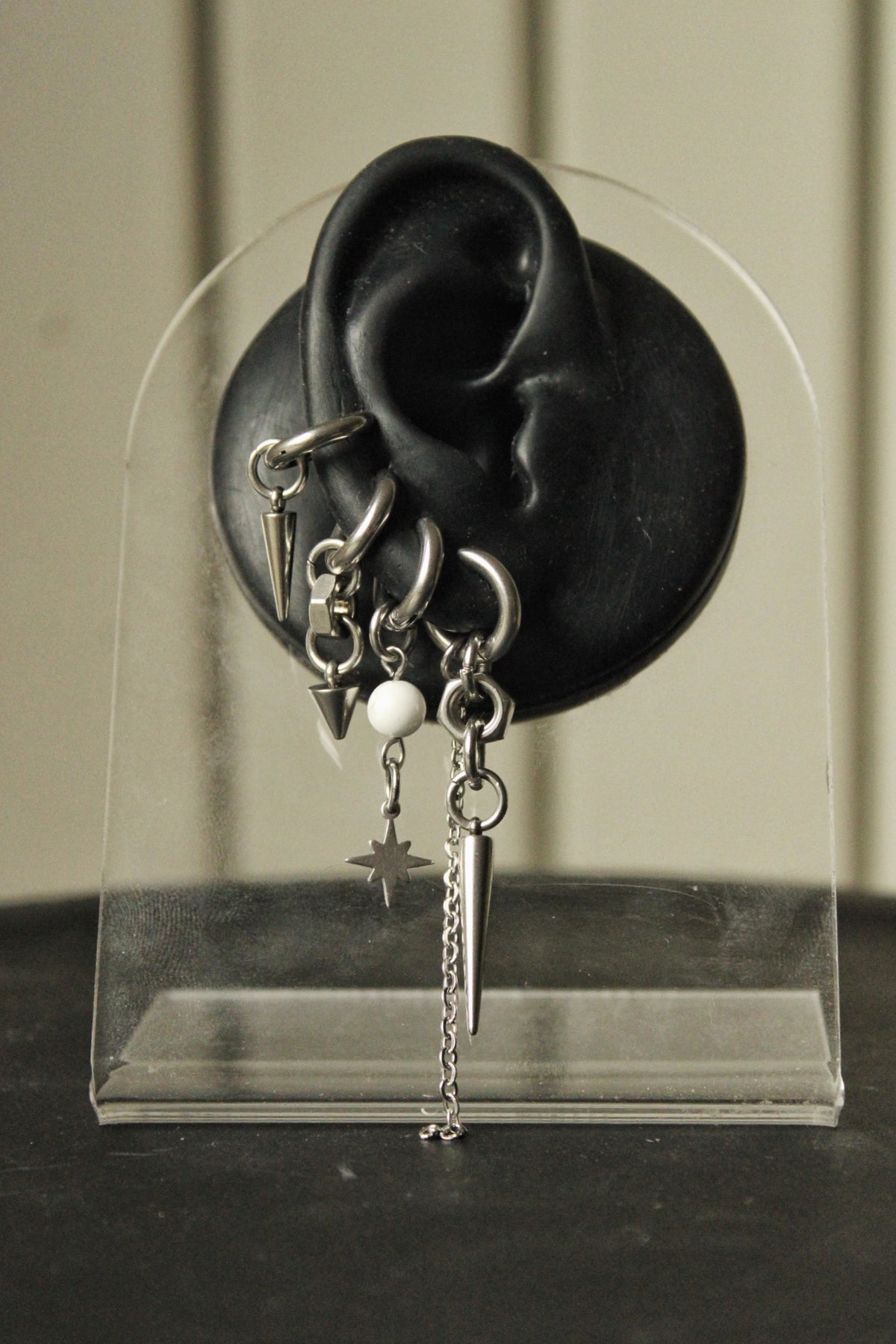 Mono boucle « piquante »