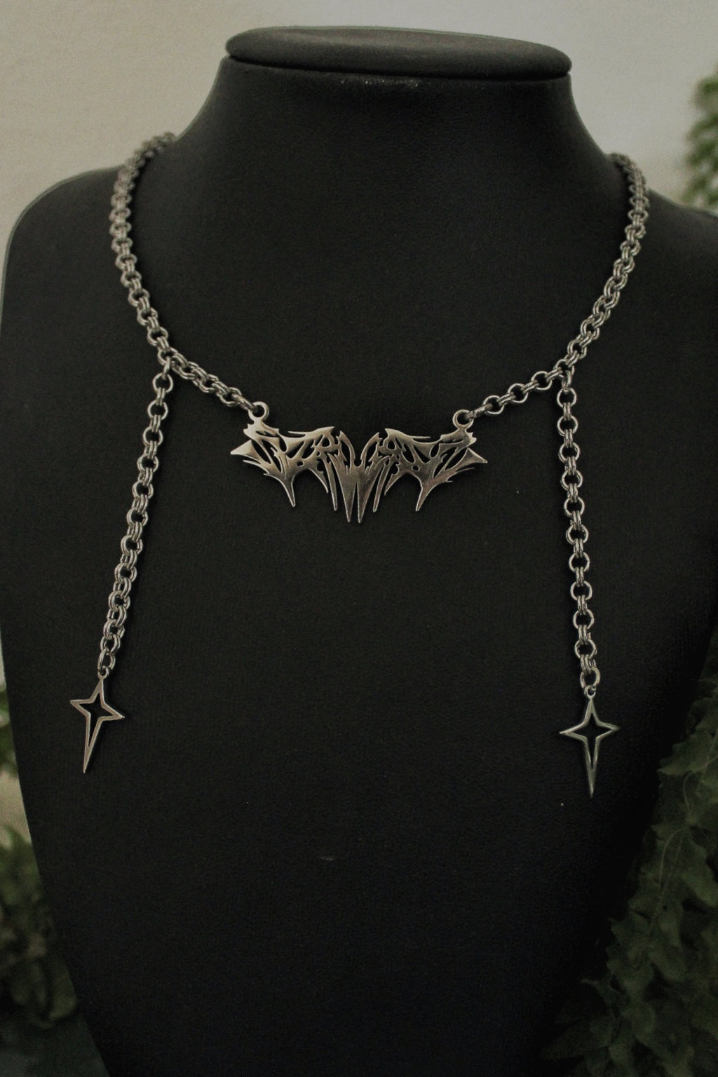 Collier Y2K