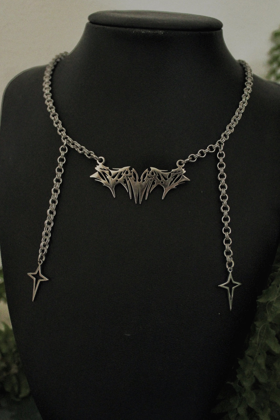 Collier Y2K