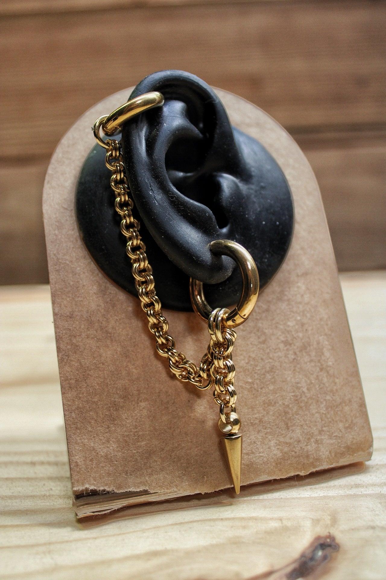 Chaine d'oreille