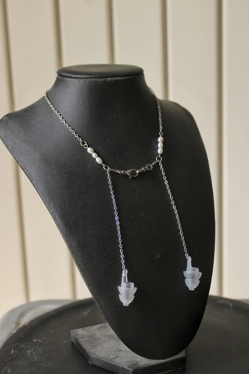 Collier pour bouchons d'oreilles