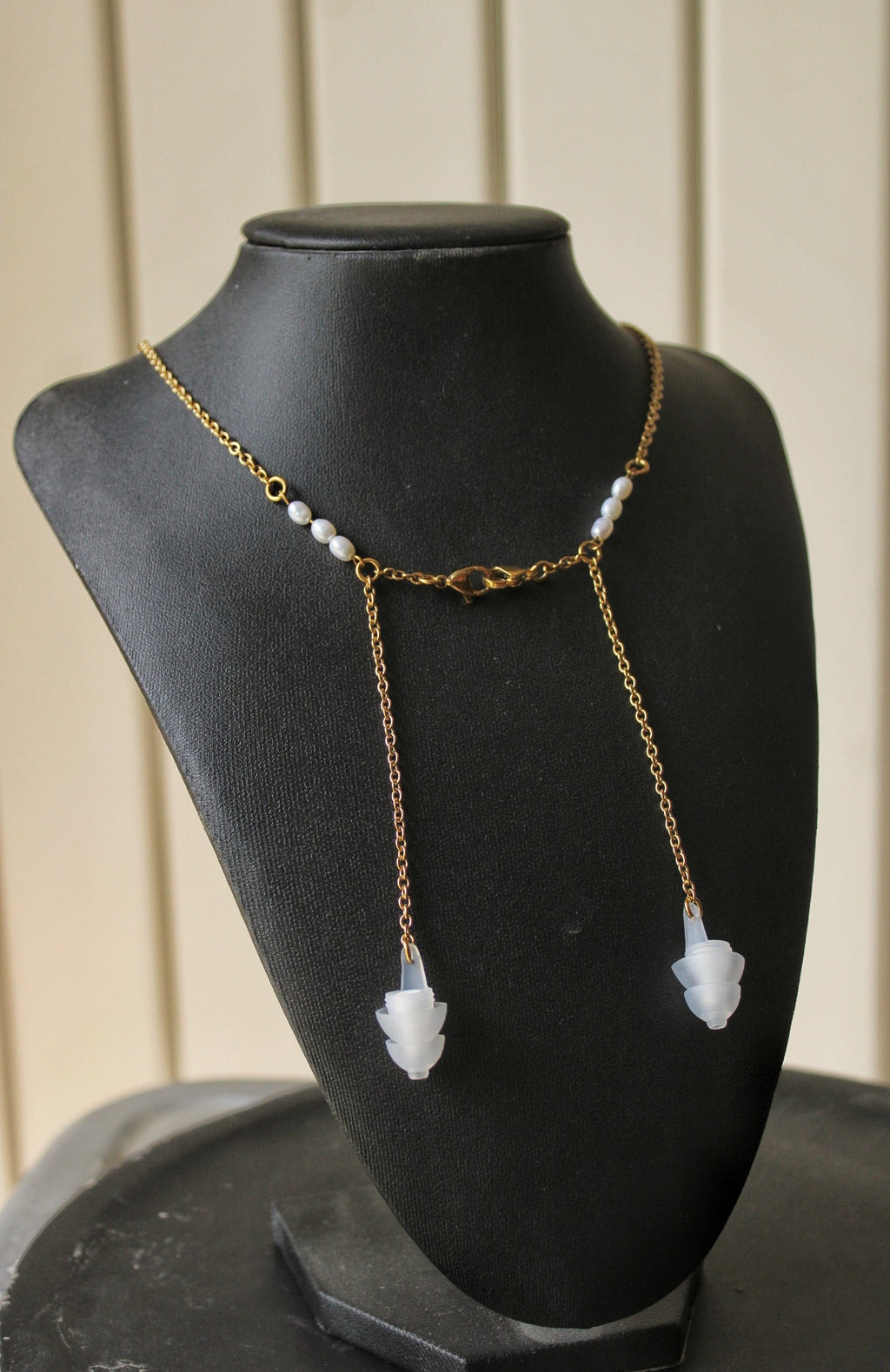 Collier pour bouchons d'oreilles
