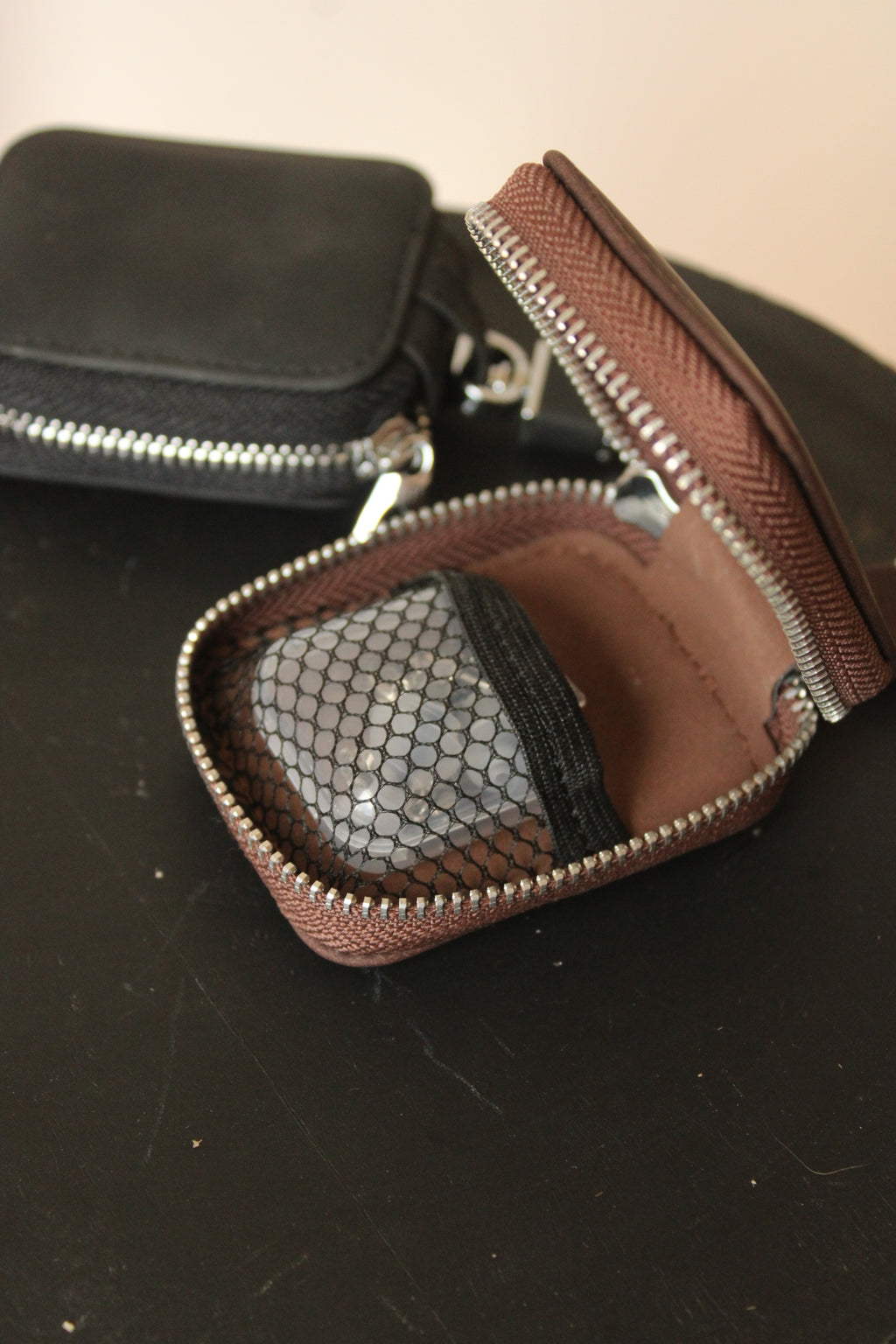 Pochette pour bouchons boucles d'oreilles