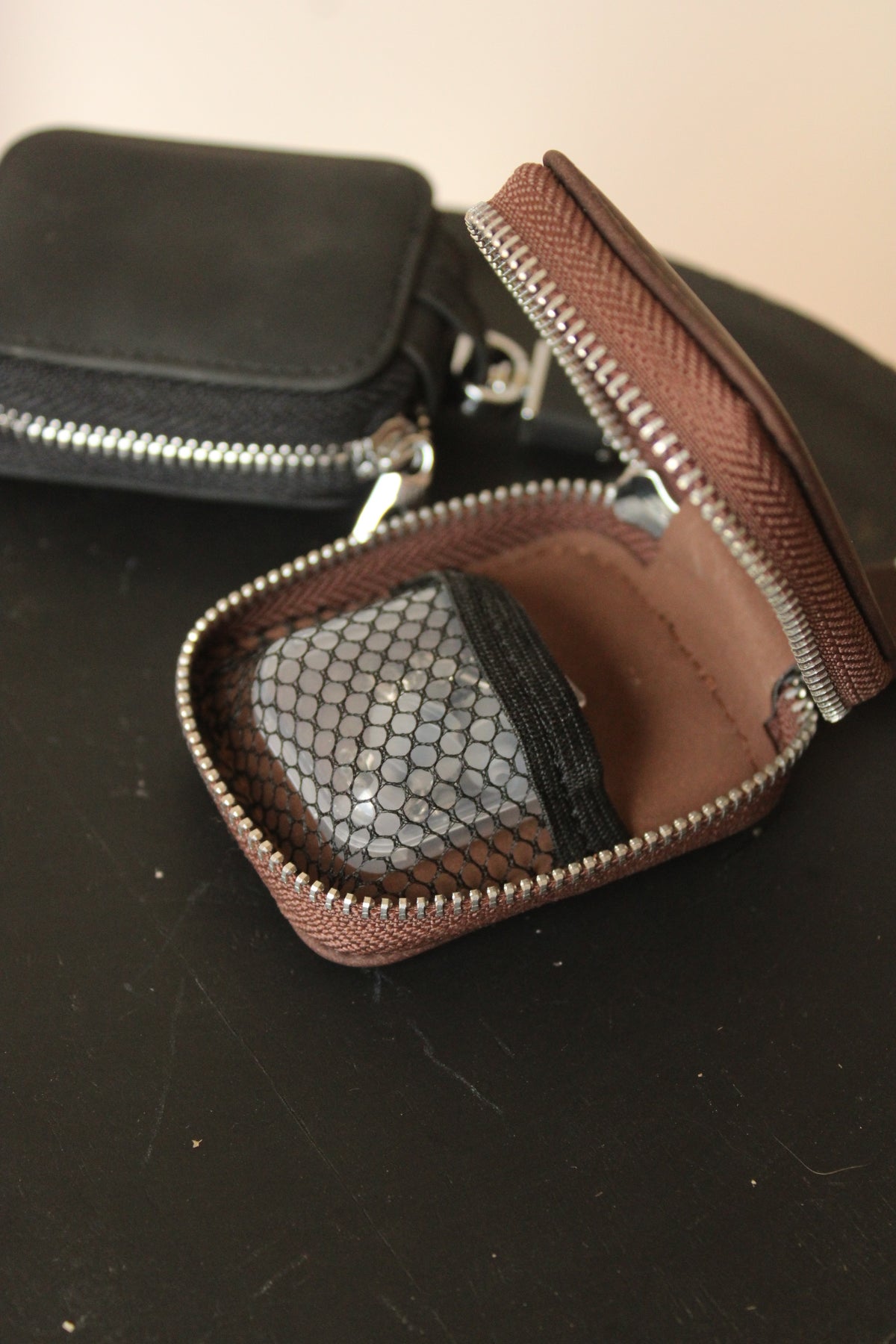 Pochette pour bouchons boucles d'oreilles